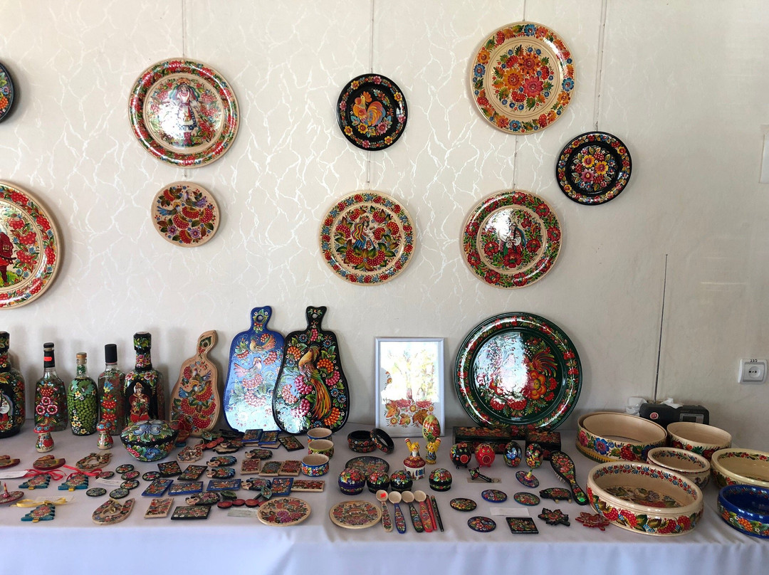Crafts Center Petrykivka-Petrykivka必去景点