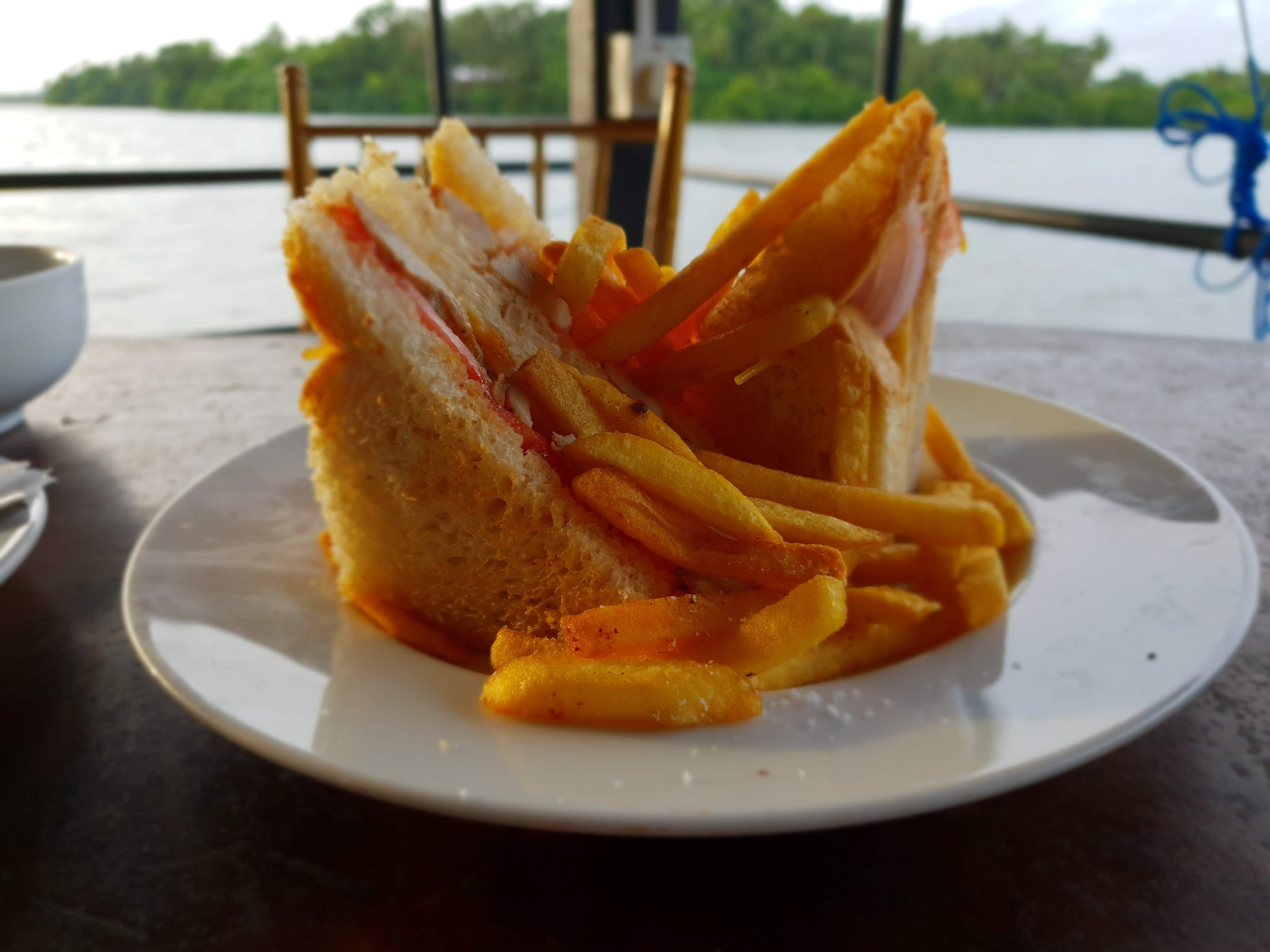 Shiny Lakeside Resort-官方