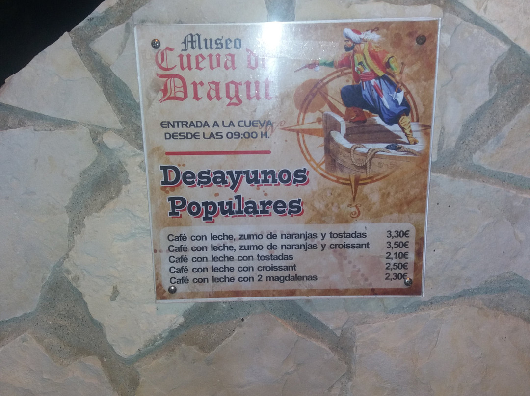 Cueva-Museo del Pirata Dragut景点图片