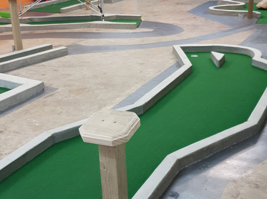 Tee A Indoor Miniputt景点图片
