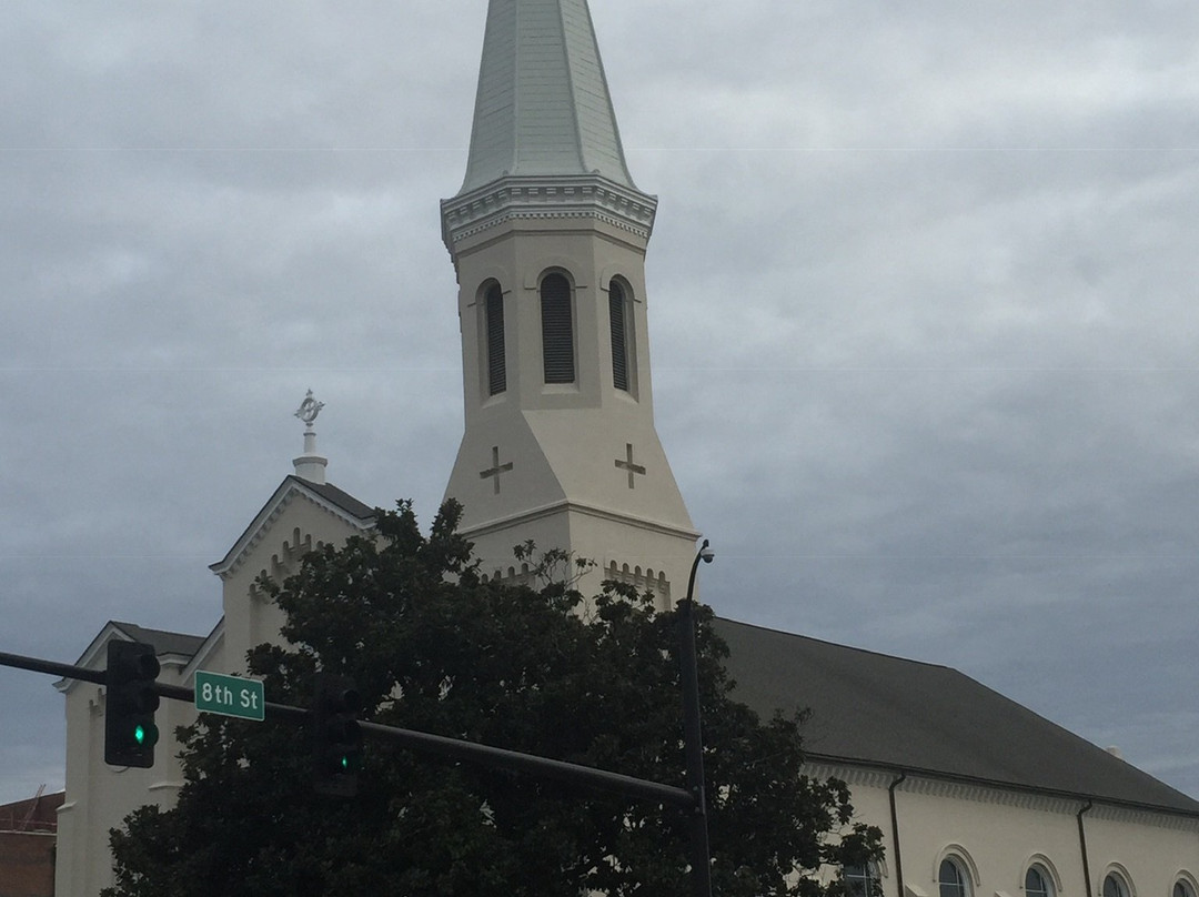 The Most Holy Trinity Catholic Church-奥古斯塔必去景点