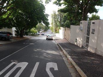 马尔滕斯待客酒店主图