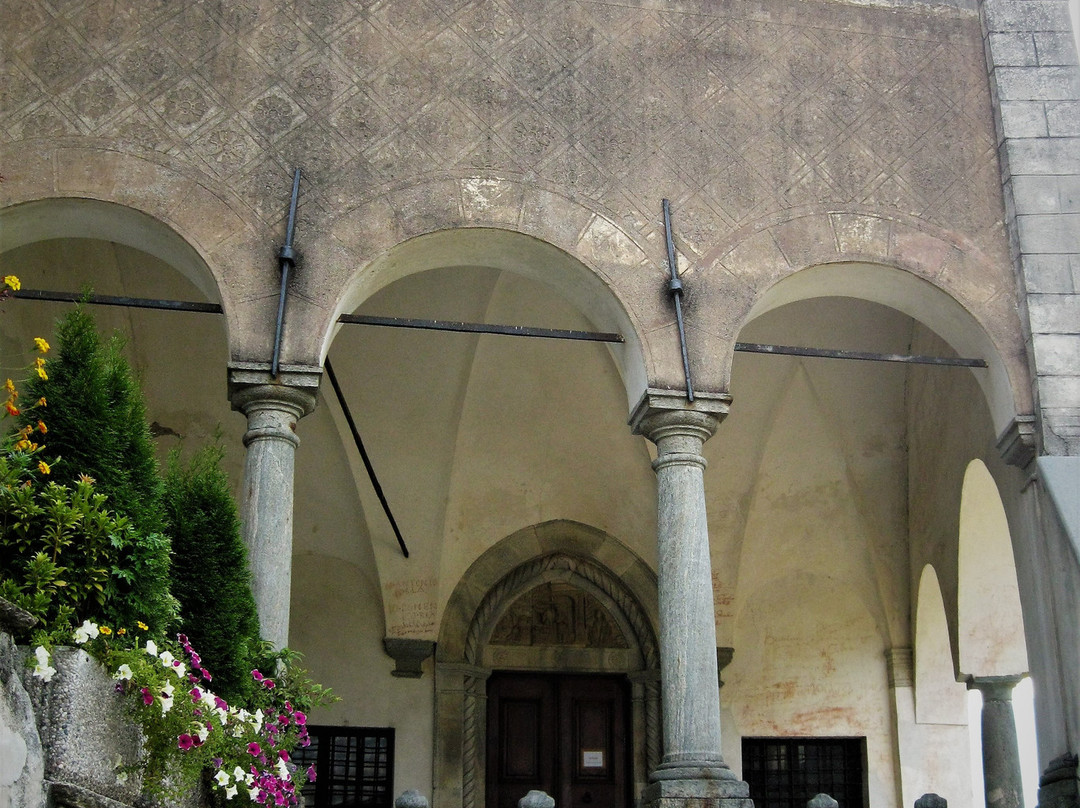 santuario della Madonna della sassella景点图片