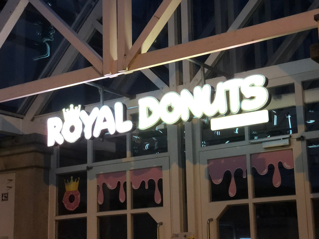 Royal Donuts