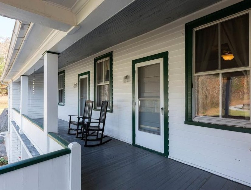 The Buckhorn Inn主图