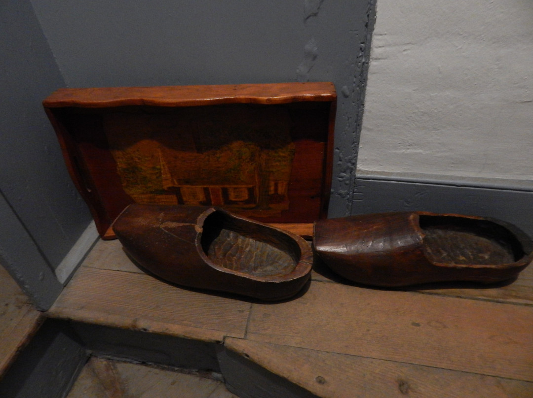 Dutch House Museum and Gardens-New Castle必去景点