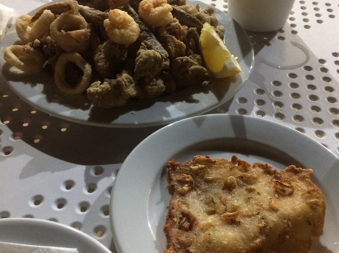 Playas de Vera餐馆和美食-A la Mar Freiduria