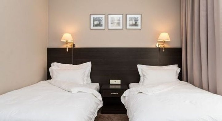Red Village Hotel主图
