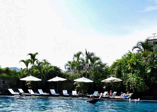 香格里拉村博克拉主图