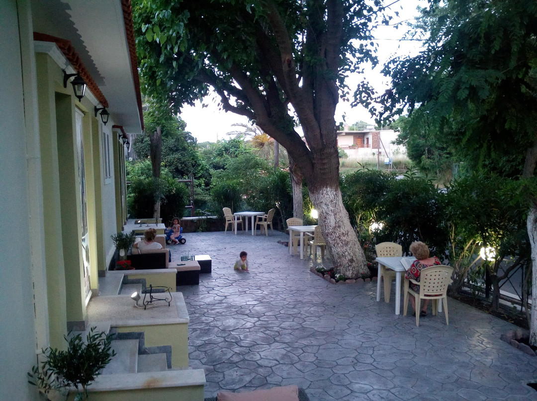 Melina Apartments主图