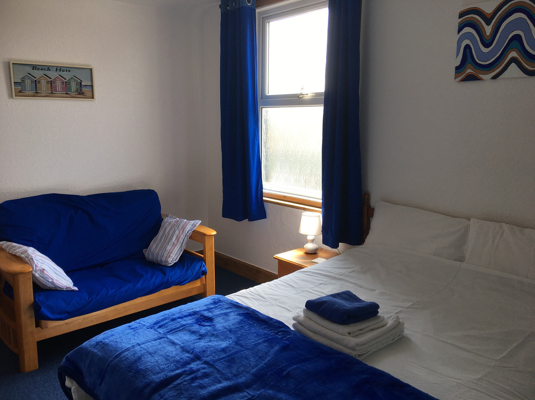 Whiteways Hotel主图