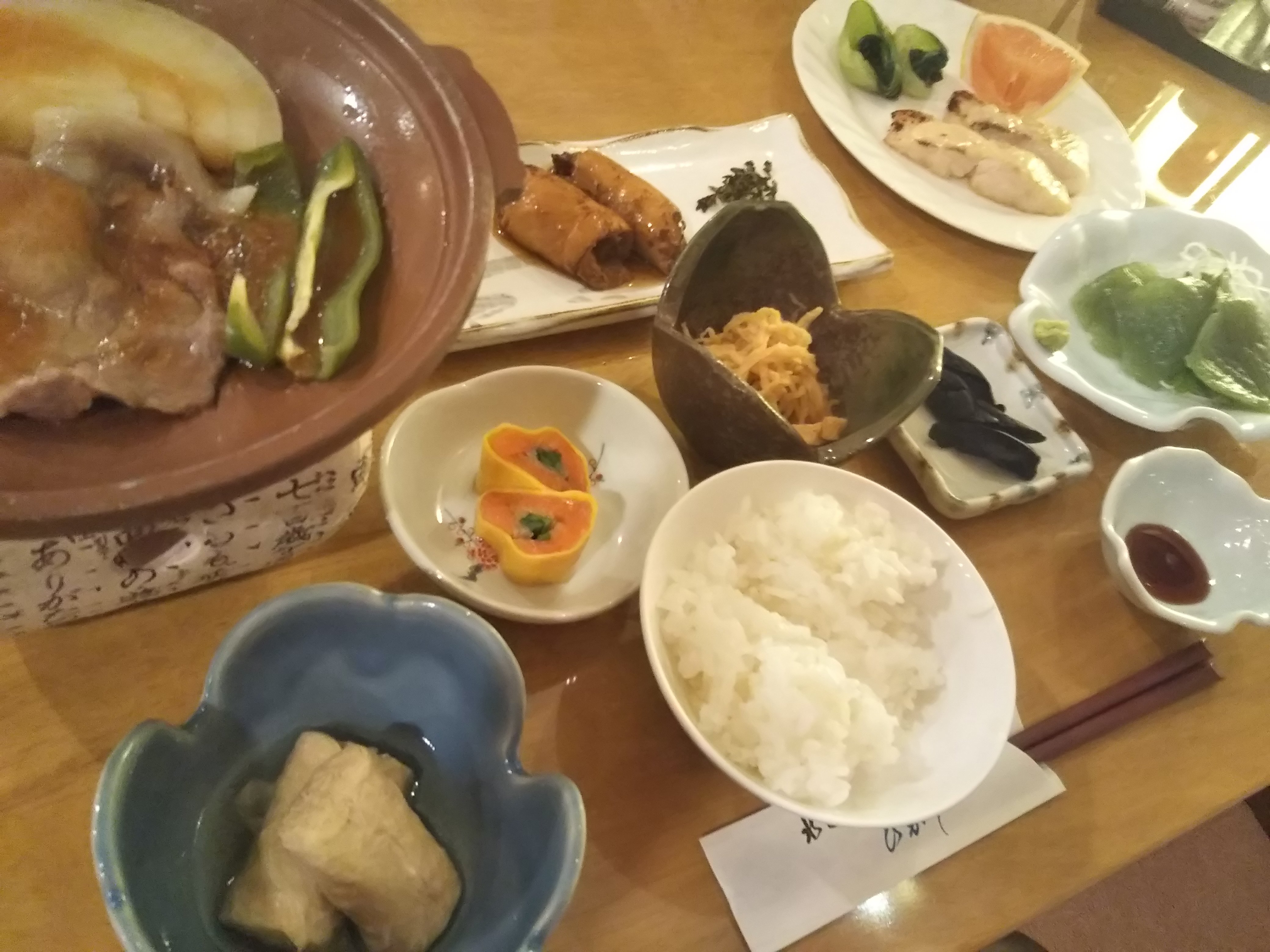 Higashi-餐饮