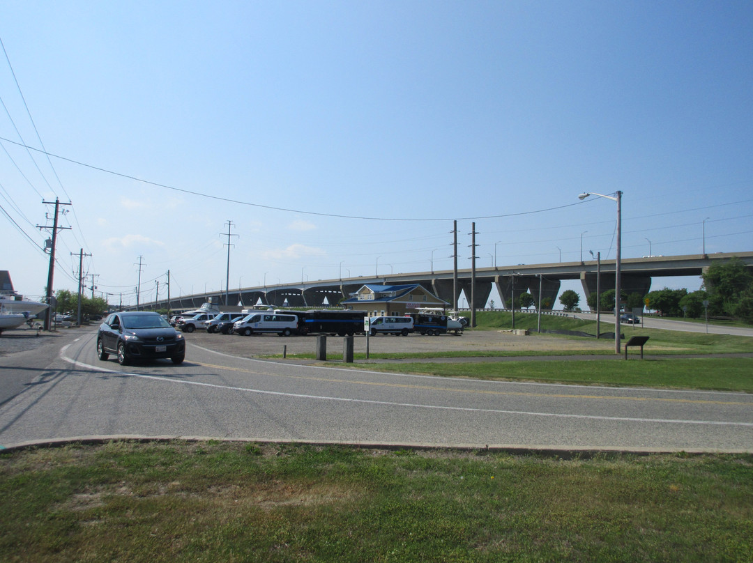 Watermen’s Memorial Drawbridge (Kent Narrows)景点图片