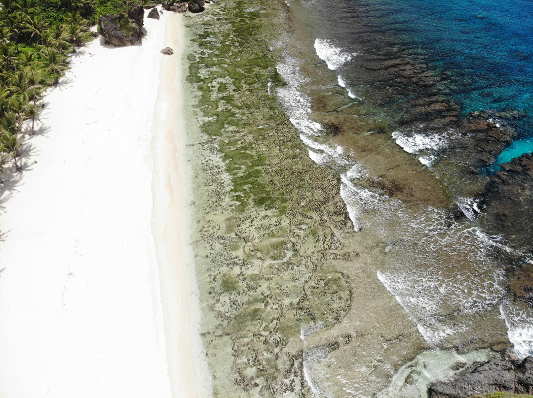 Homoron White Beach-Basco必去景点