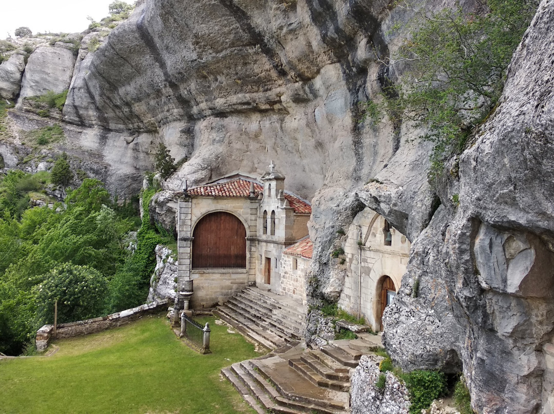 Ermita de San Bernabe景点图片