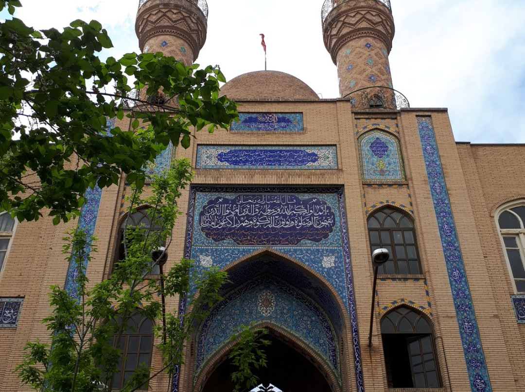 Jame Mosque (Masjid-e-jame)景点图片