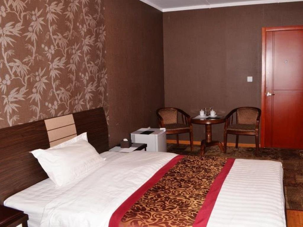 Zaisan Gate Hotel主图