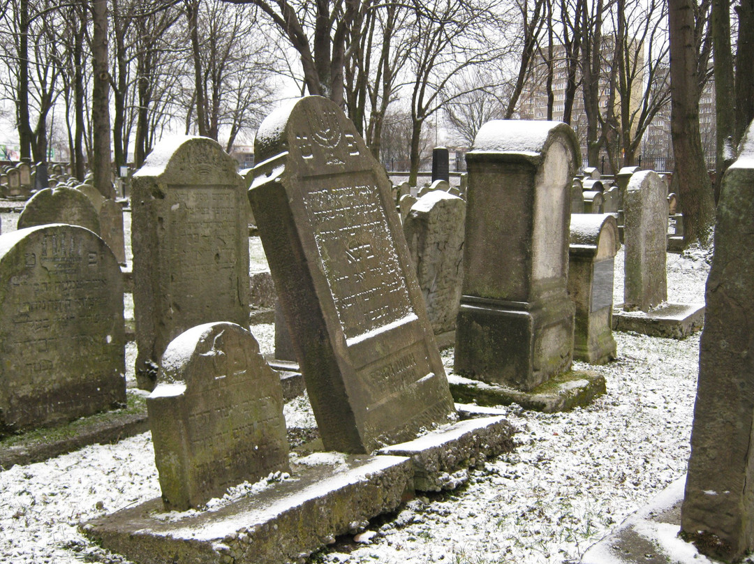 Jewish cemetery景点图片