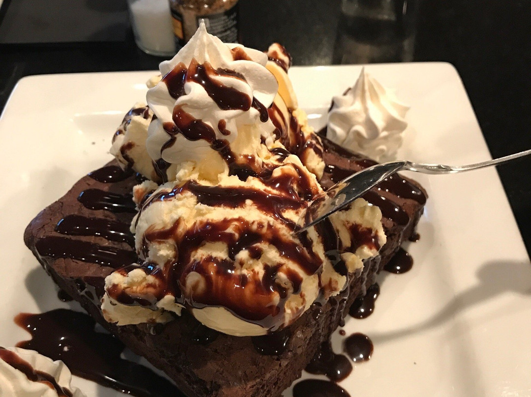 Hartland餐馆和美食-black rock bar and grill