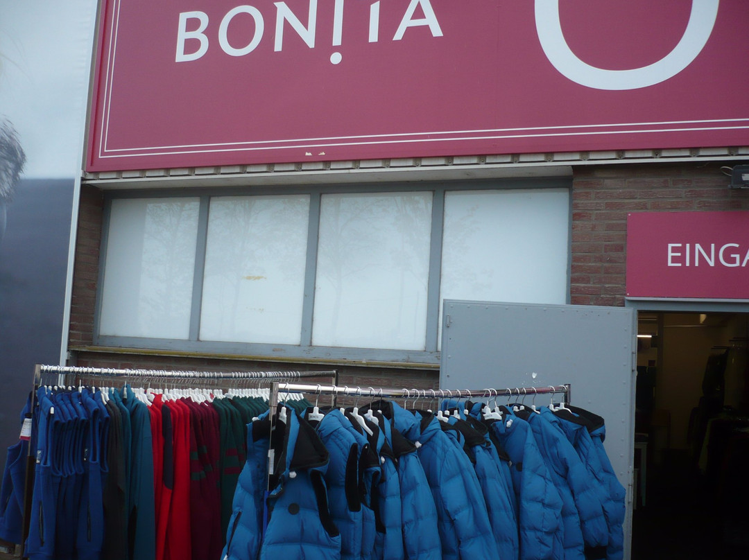 Bonita und Tom Tailor景点图片