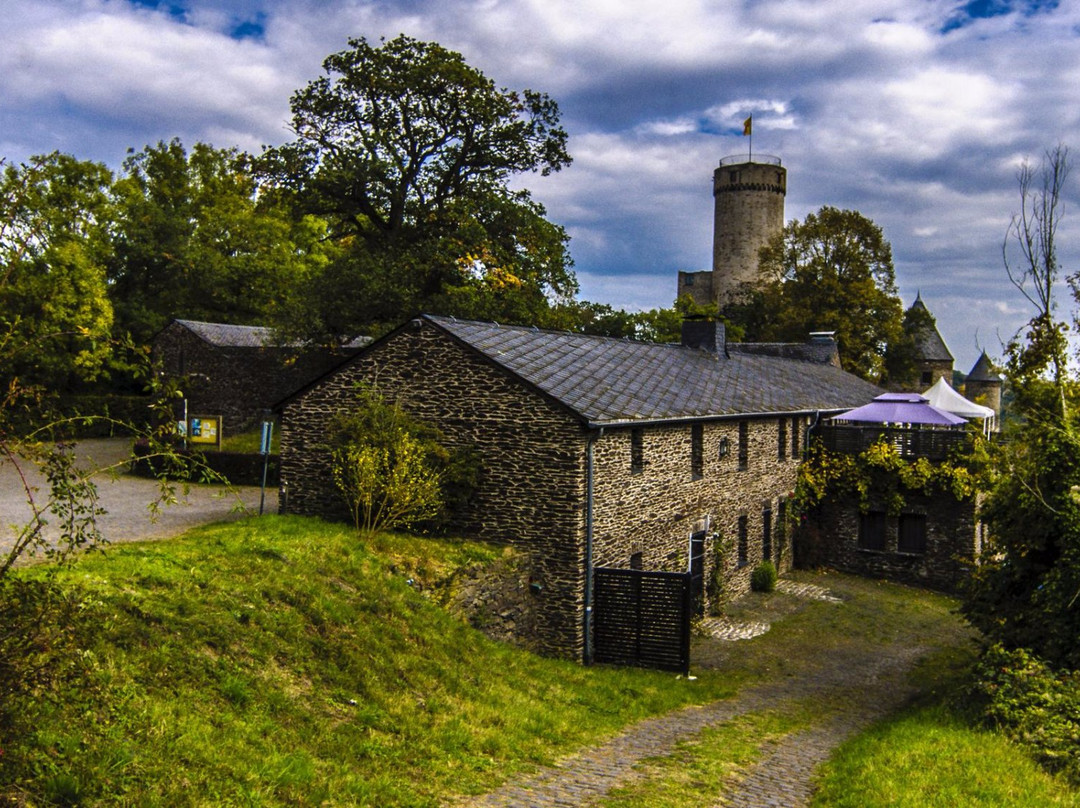 Burg Pyrmont-Roes必去景点