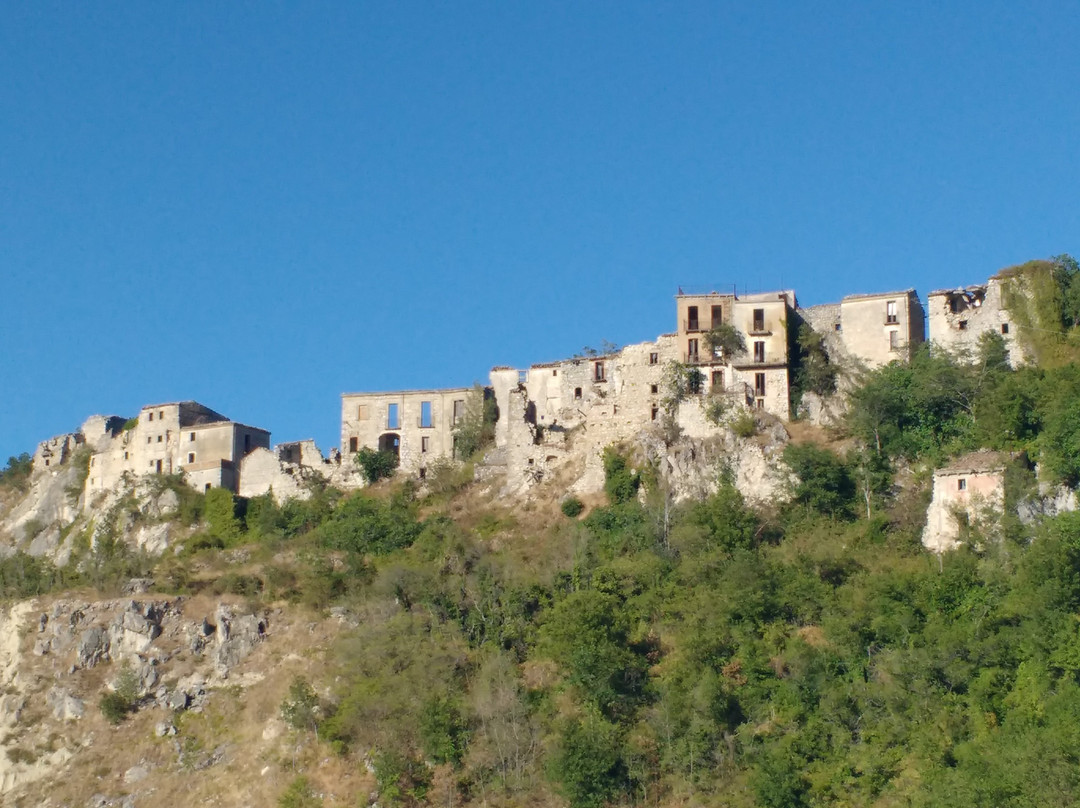 Montebello sul Sangro旅游景点-Buonanotte Vecchio