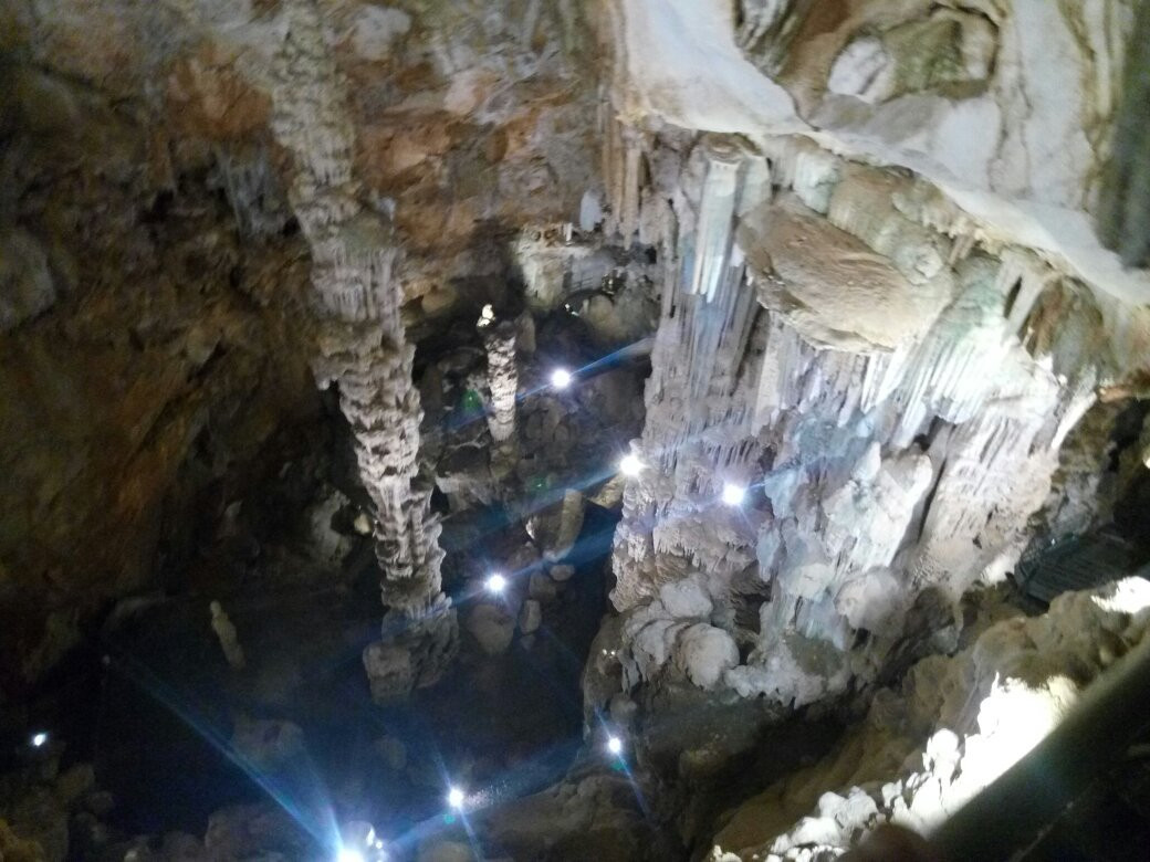 Dorgali旅游景点-Grotta di Ispinigoli