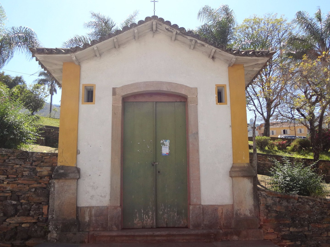 Sao Bartolomeu旅游景点-Capela de Bom Jesus da Pedra Fria