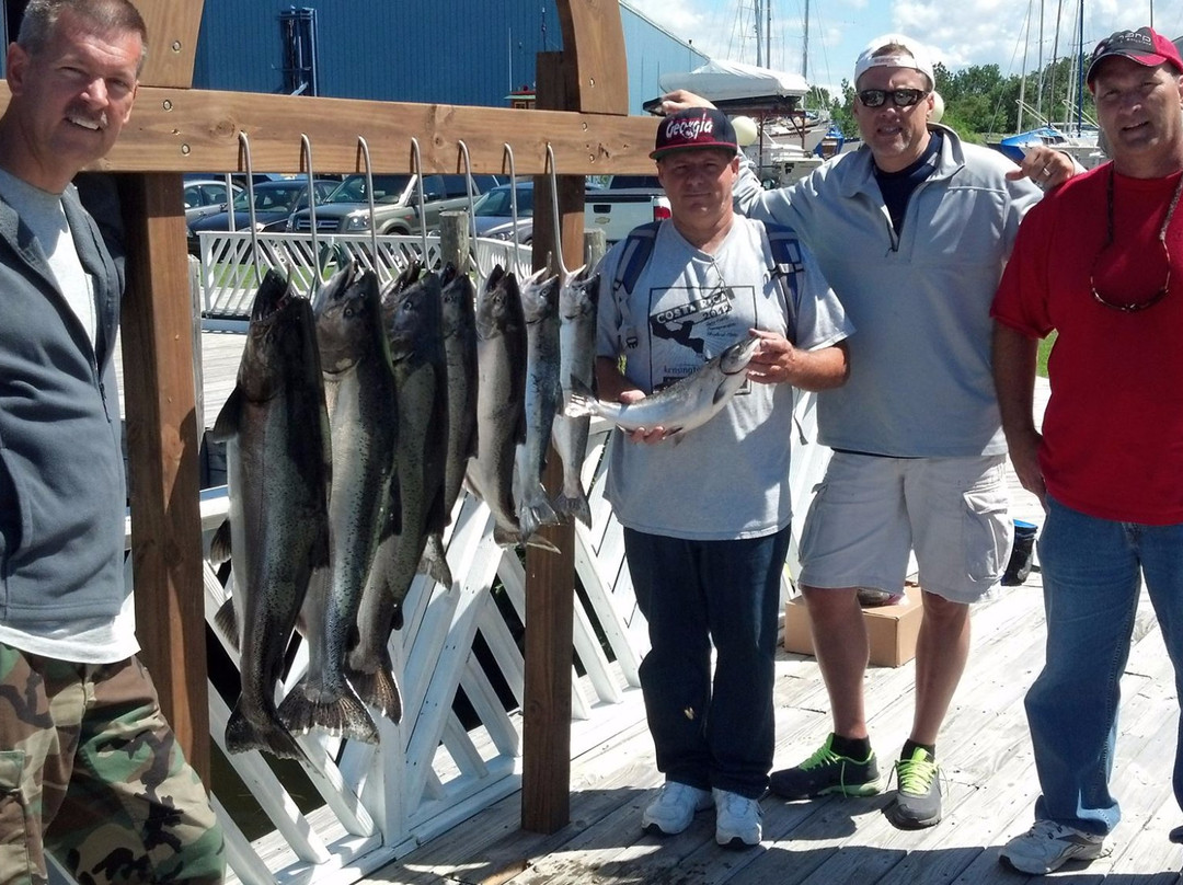 Reel Action fishing charters-马斯基根必去景点