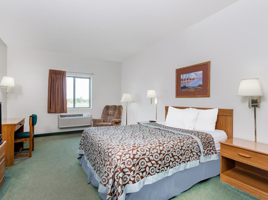 Days Inn by Wyndham Manchester