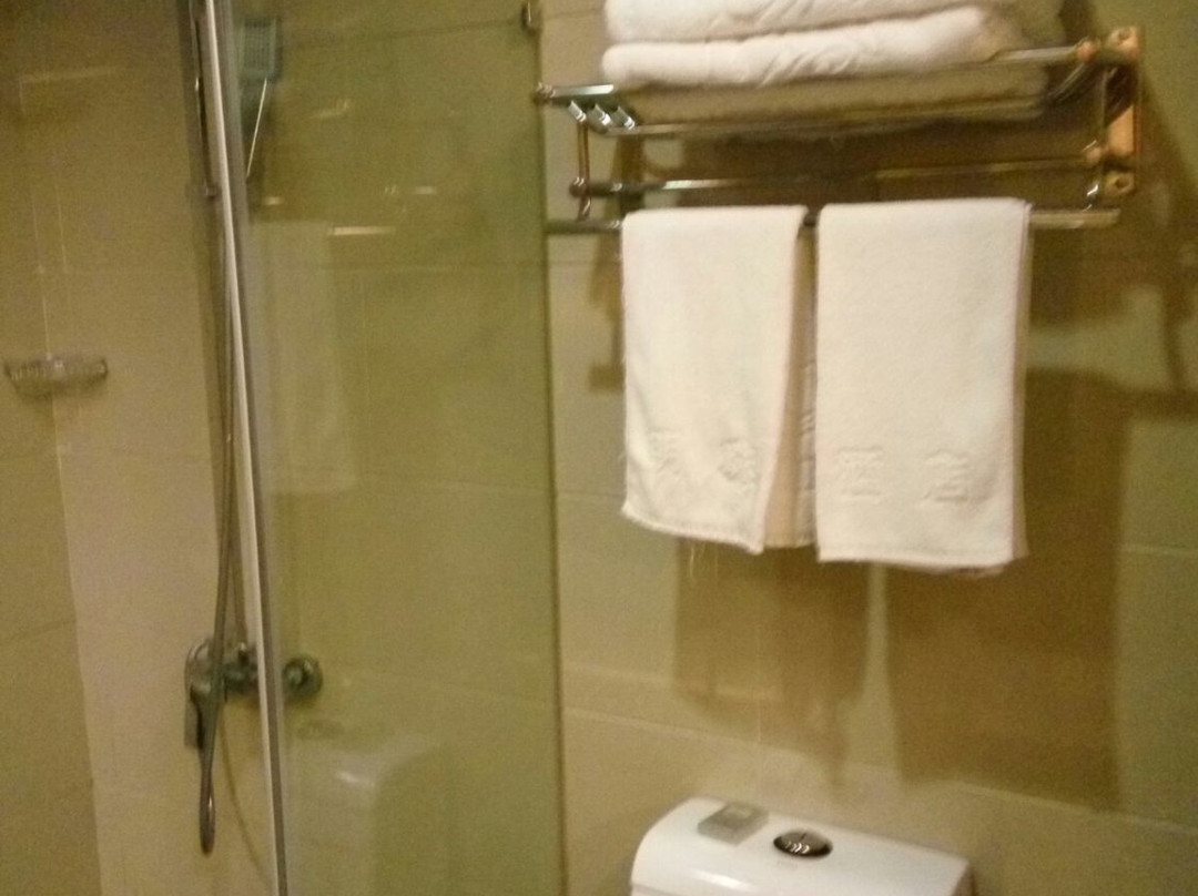 东关明珠大酒店主图