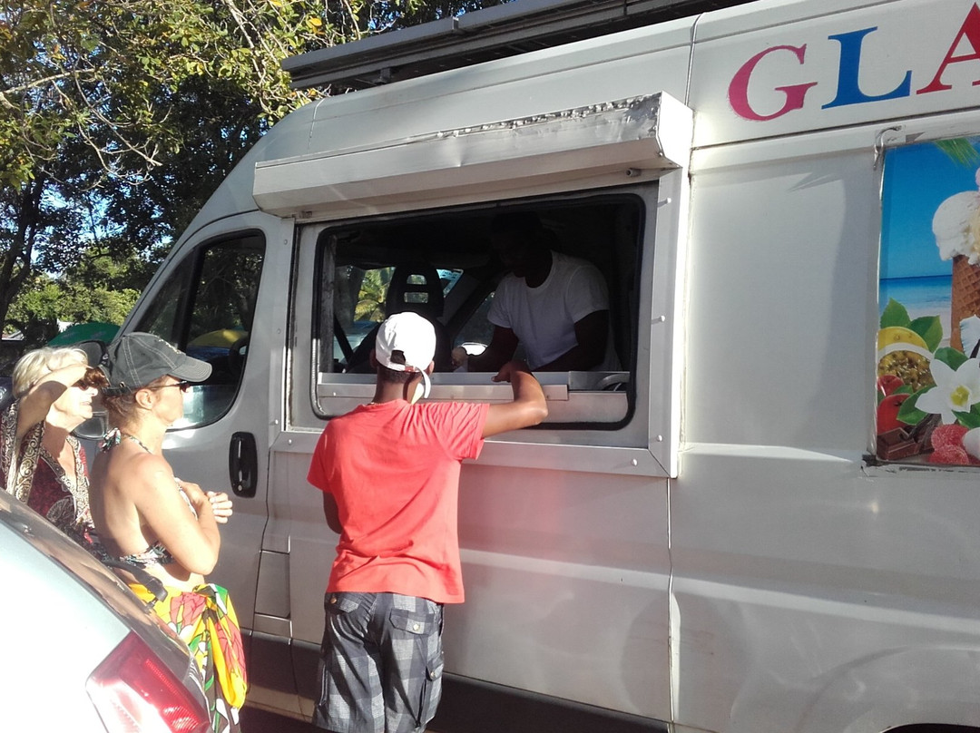 Plage de Saint-Felix-Le Gosier必去景点