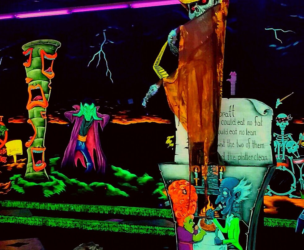 Monster Mini Golf-Deer Park必去景点