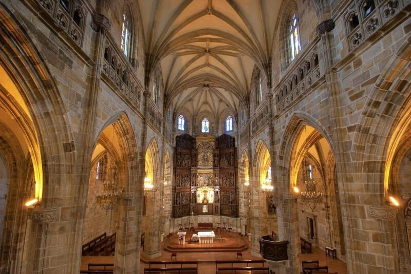 Basilica de Santa Maria景点图片