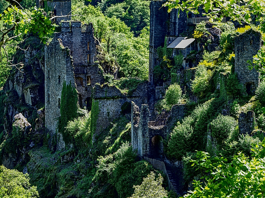 Les Tours de Merle-Saint-Geniez-o-Merle必去景点