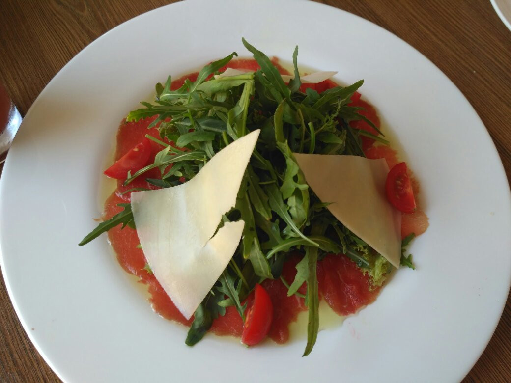 Chereshnya餐馆和美食-Pizzeria Capri
