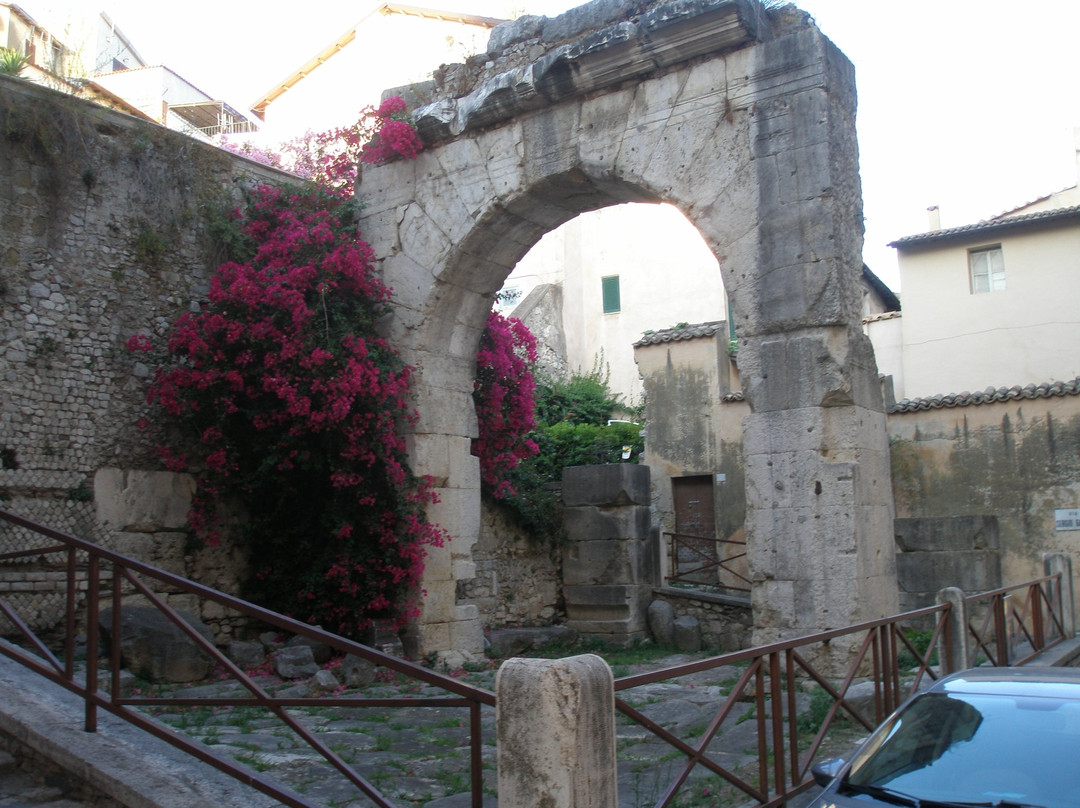 Porta Romana景点图片