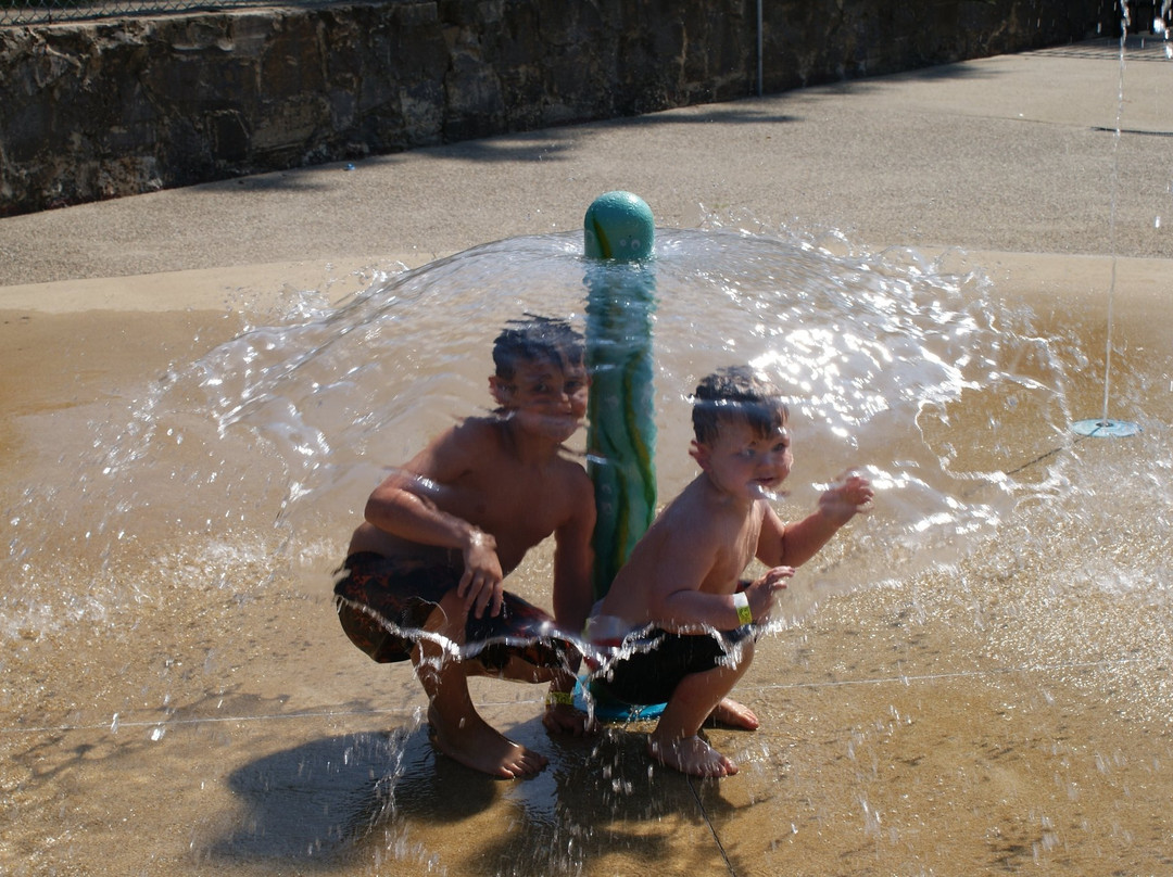 Oasis Splash Pad-密歇根城必去景点