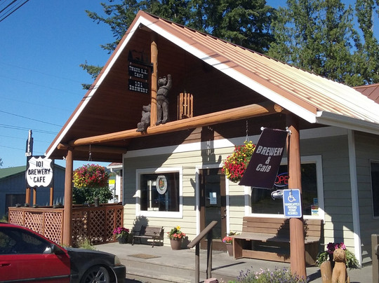 Brinnon餐馆和美食-Quilbilly’s Restaurant and Taproom