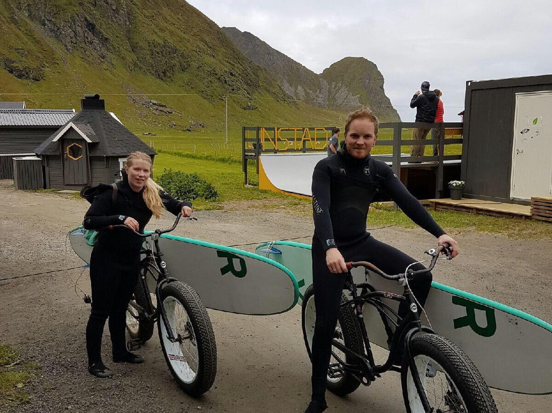 Unstad Arctic Surf - The Arctic Surf Experience Day Tours景点图片