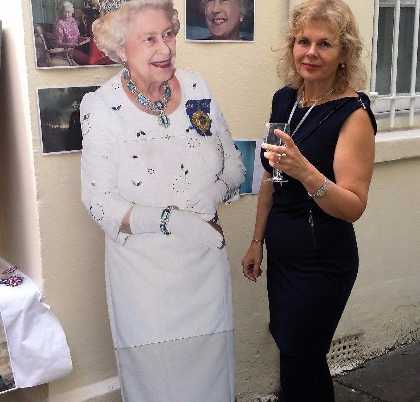 Olga Elmes Russian Guide in England景点图片
