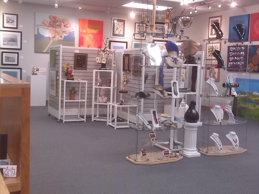 Victoria Park Gallery & Gift Shop景点图片
