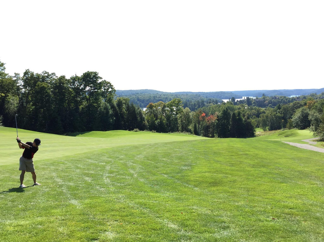 Deerhurst Highlands Golf Course-亨茨维尔必去景点
