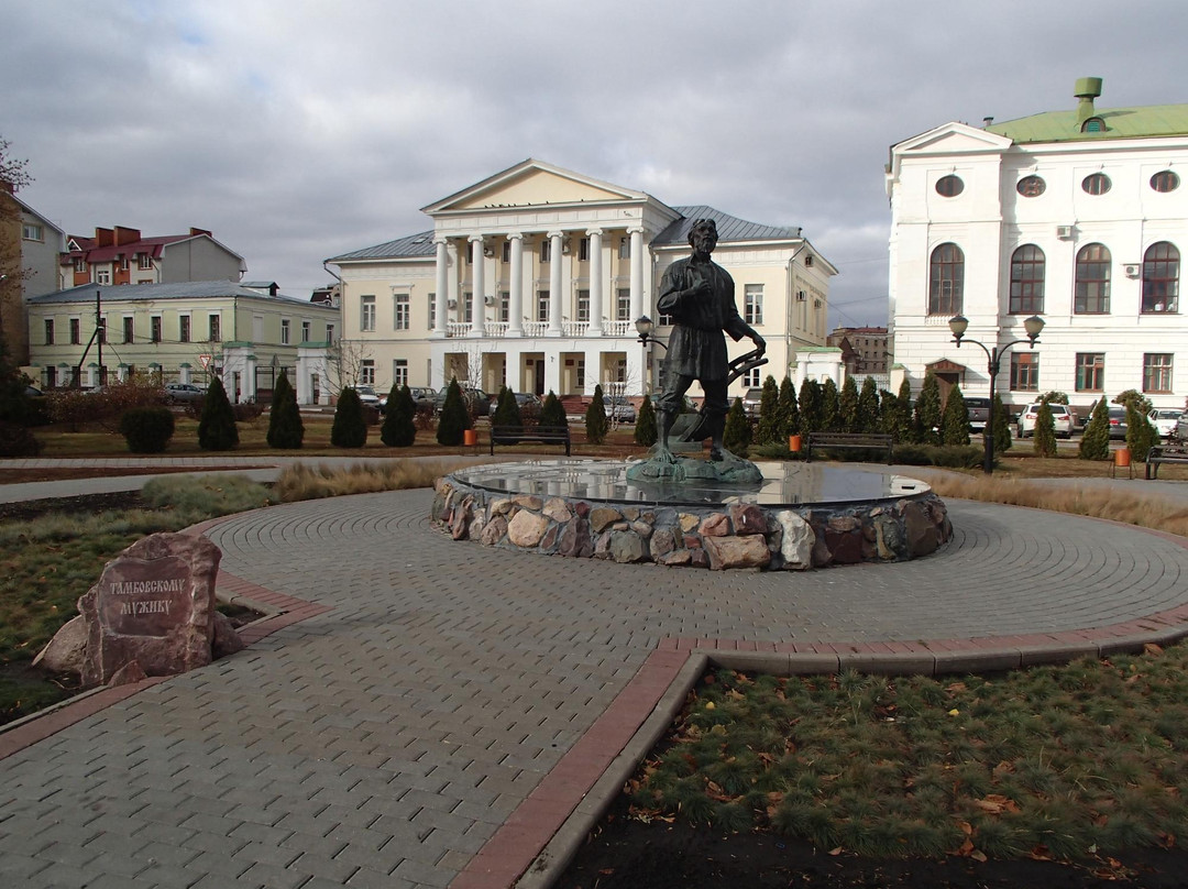 Monument to Tambov Man-坦波夫必去景点