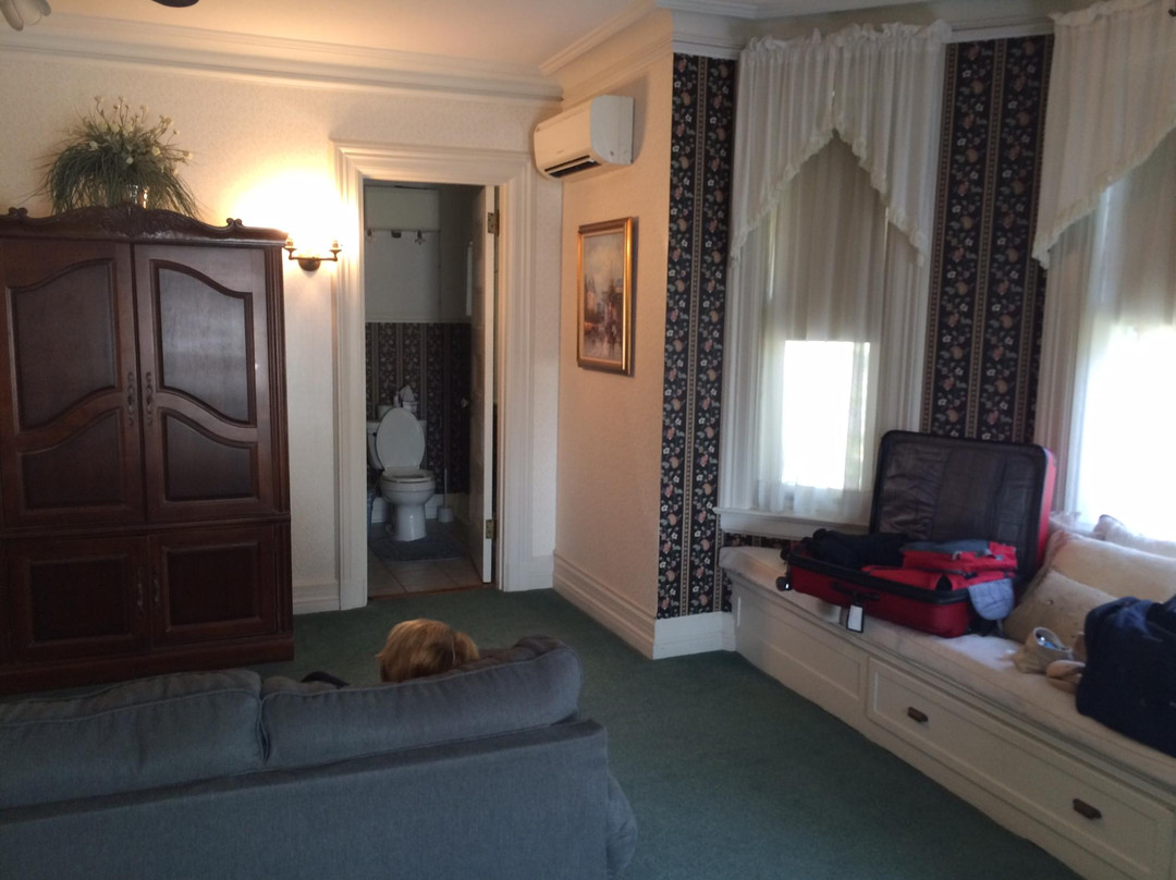 The Mansion at Bald Hill主图