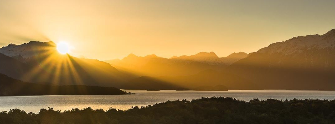 Manapouri Lake Cruises景点图片