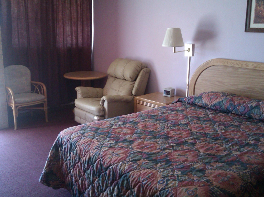 DJ Main Street View Inn & Suites主图