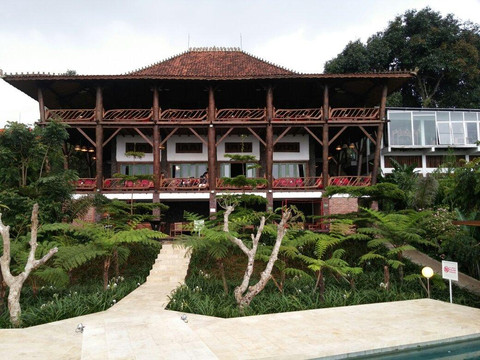 Ciburial酒店住宿-Mendulang By Belza