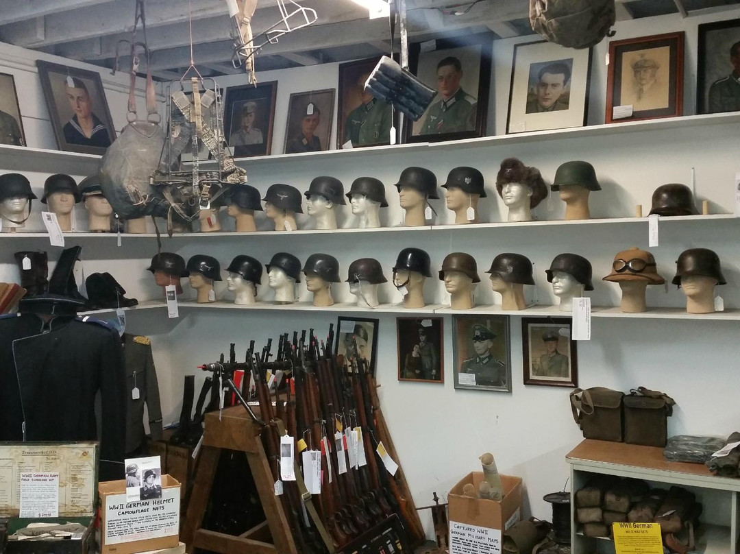 Military Antiques & Museum景点图片