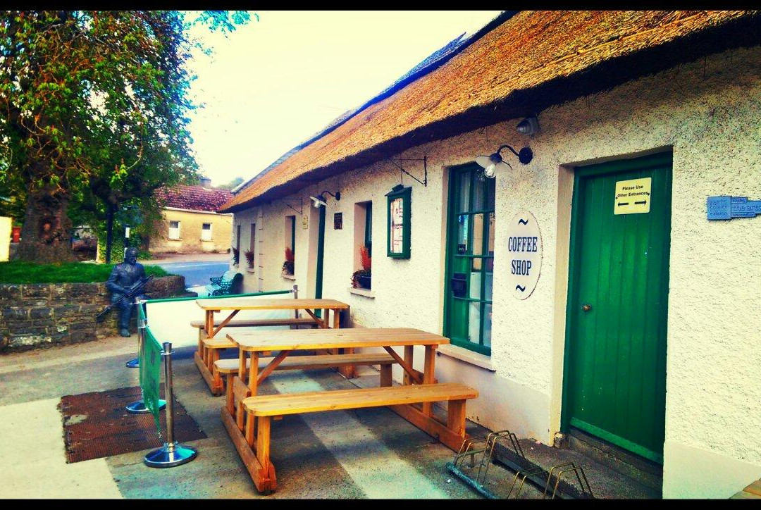 The Séamus Ennis Arts Centre-Naul Village必去景点
